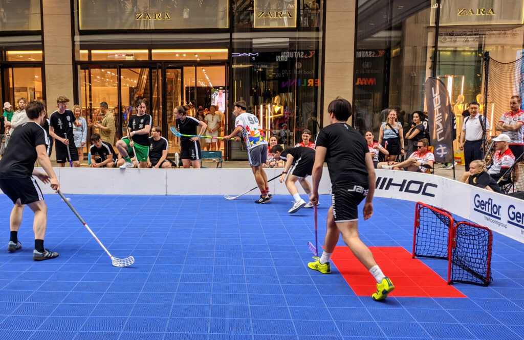 Streetfloorball Mall of Berlin