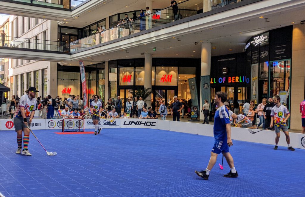 Streetfloorball Mall of Berlin