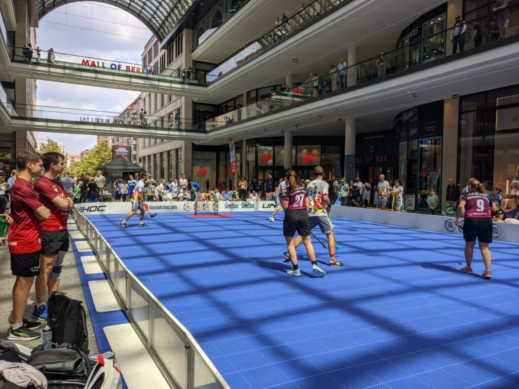 Streetfloorball Mall of Berlin