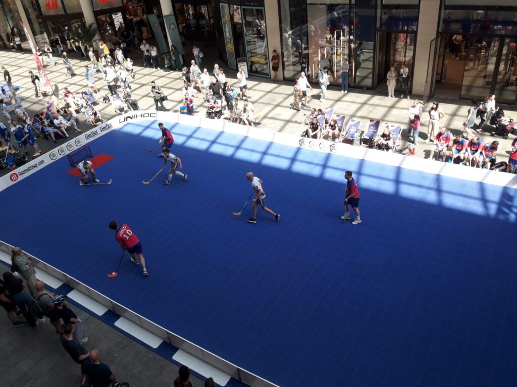 Streetfloorball Mall of Berlin