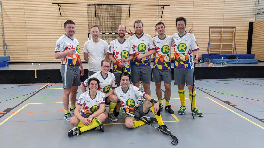 Das Floorball-Team, das den 2. Platz holte